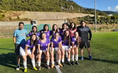 Coyhaiquinas se preparan para campeonato nacional de fútbol siete en Arica